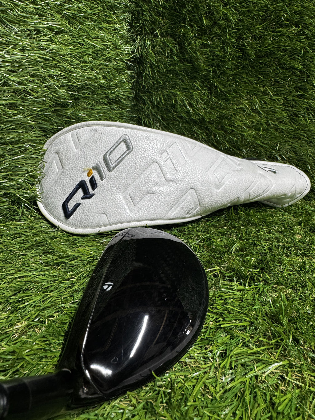 TaylorMade Qi10 Max Rescue 20° Hybrid - Stiff Flex - Right Hand