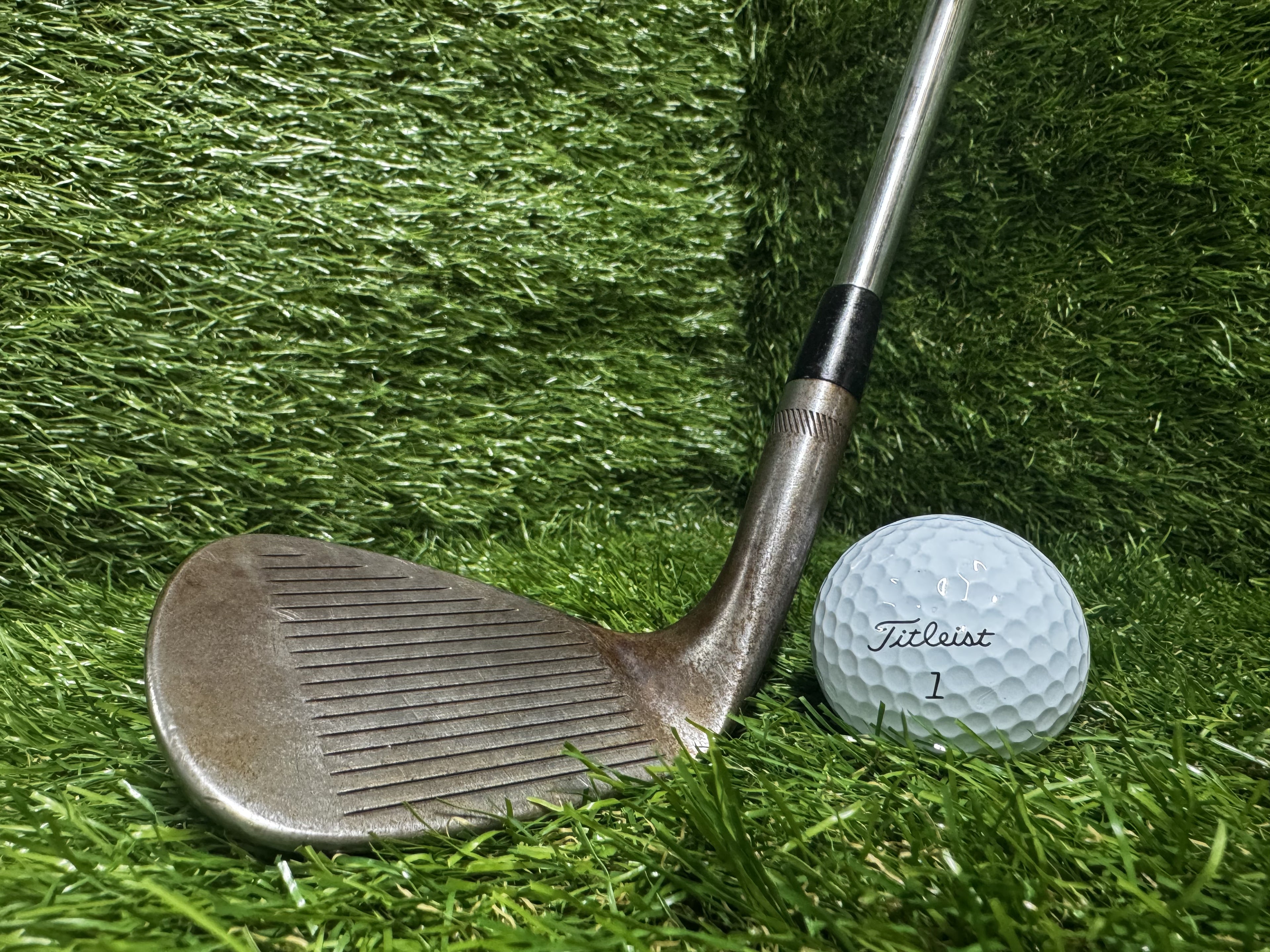 Titleist SM9 Raw Wedge 60° - S200 Flex - Right Hand