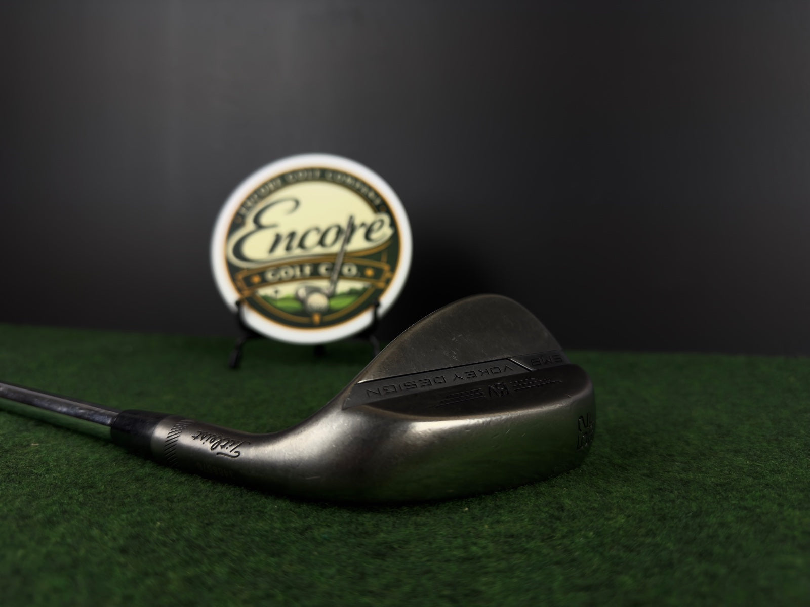 Titleist Vokey SM8 Black Wedge / 52 Degrees / Dynamic Gold / Used